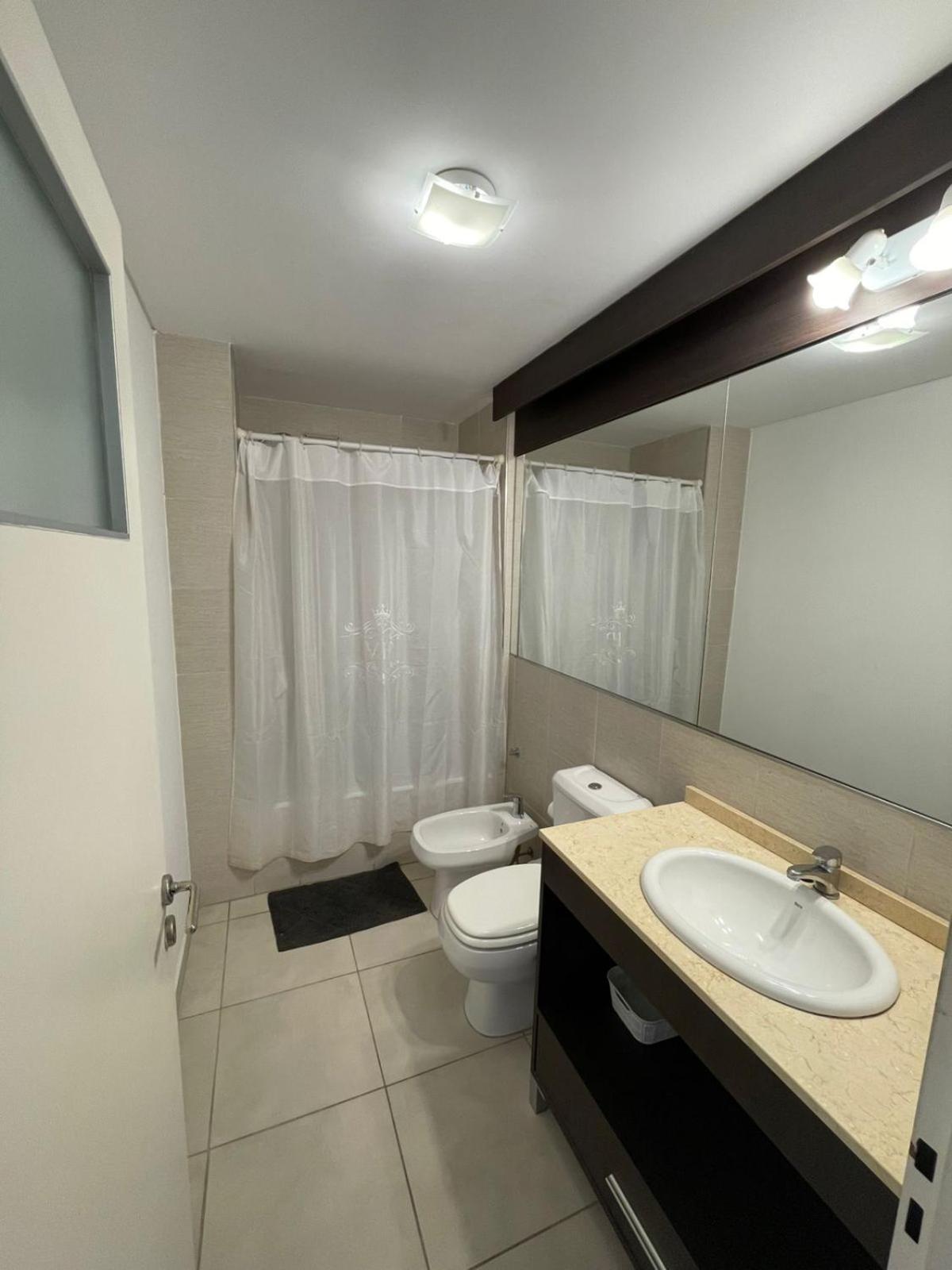 Hermoso departamento con cochera y piscina. Santa Fe Exterior foto