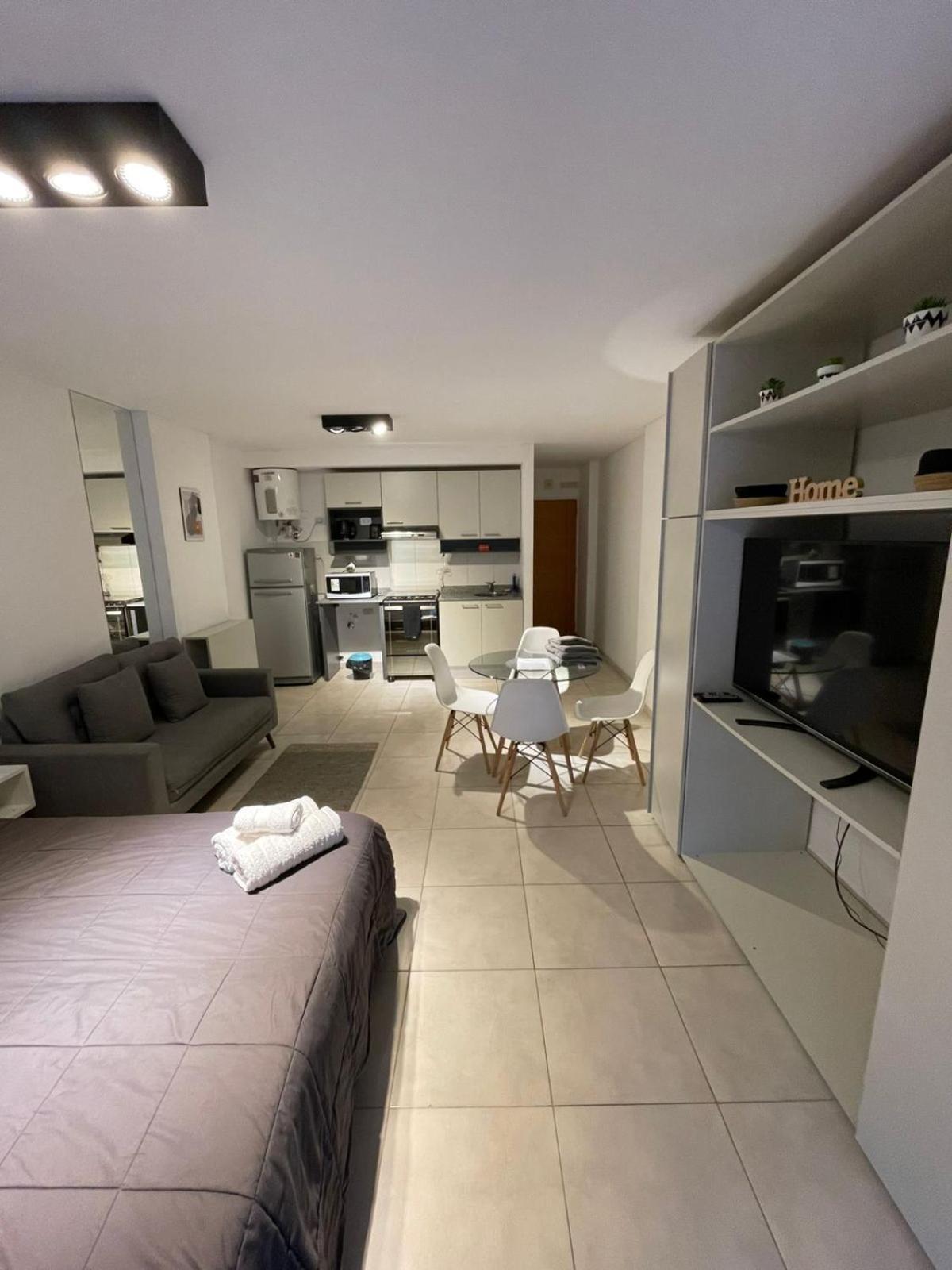 Hermoso departamento con cochera y piscina. Santa Fe Exterior foto
